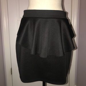 Black peplum skirt size XL